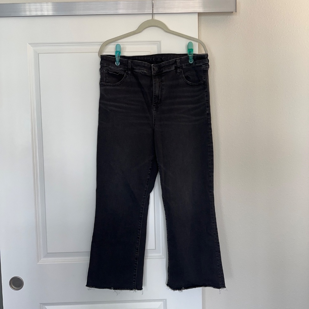 AE Next Level High-Waisted Kick Bootcut Crop Jean - 16 Regular - Black